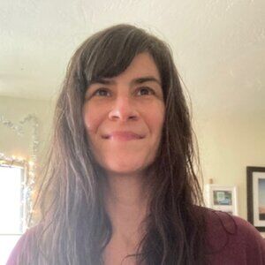 Meet your Posher, Monique